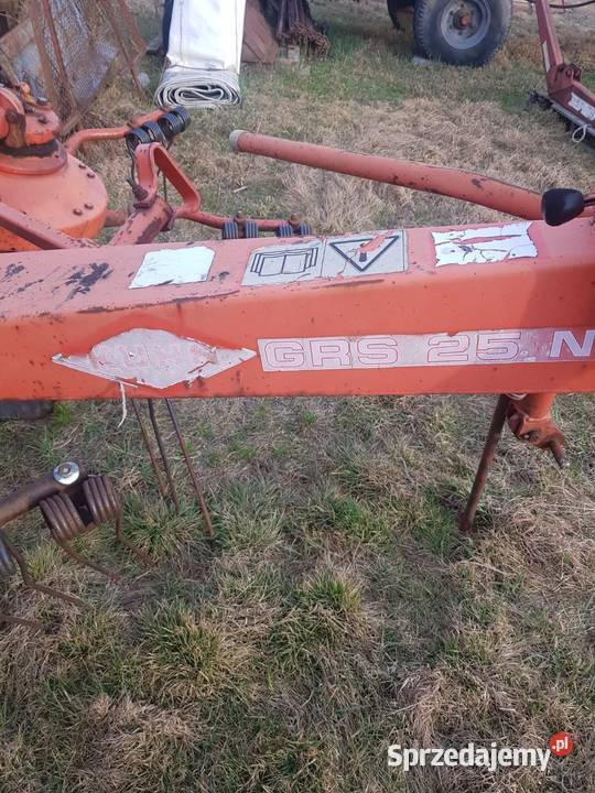 Zgrabiarko Przetrząsarka KUHN grs25 uszkodzona uszkodzony Ossa sprzedam