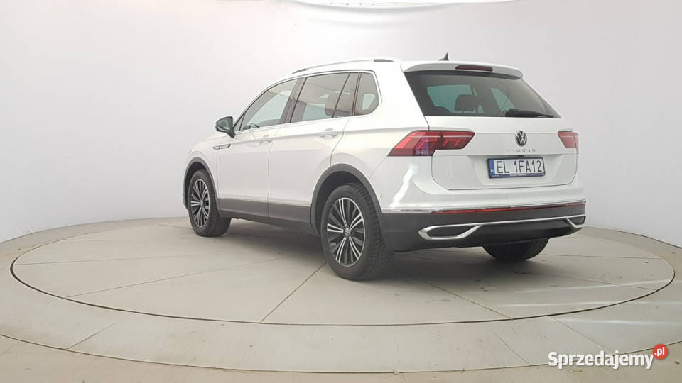 Volkswagen Tiguan 15 TSI EVO Elegance DSG Z Warszawa sprzedam