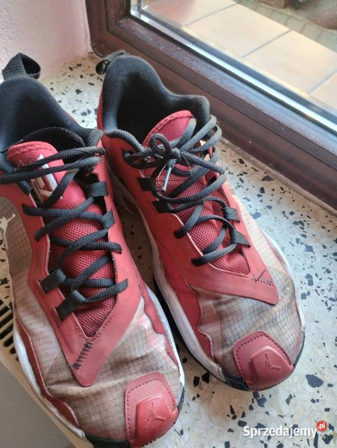 Buty Jordan używane numer 445 Tczew