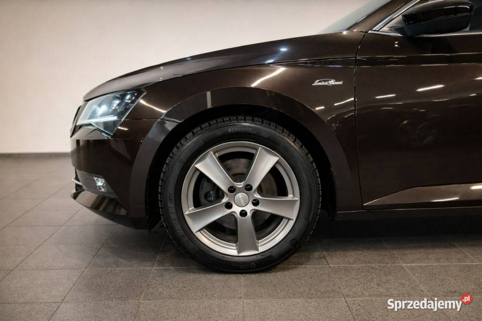 koda Superb III 20152023 Sadlno