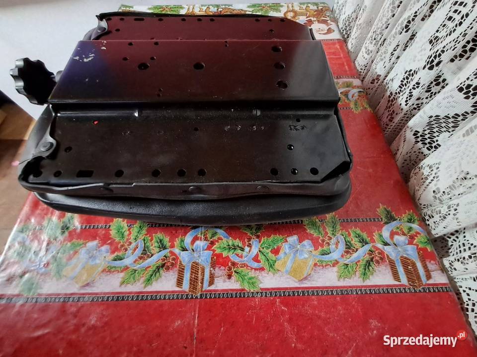 Uniwersalna podstawa siedzenia amortyzowana Części i osprzęt rolniczy Hajnówka