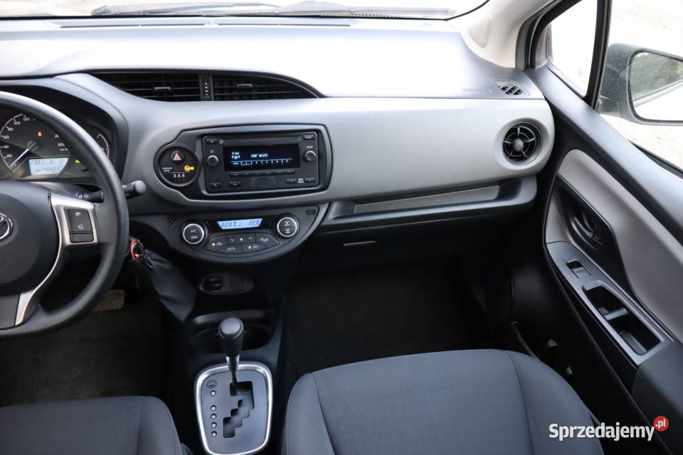 Toyota Yaris 15 Hybrid śląskie Zabrze