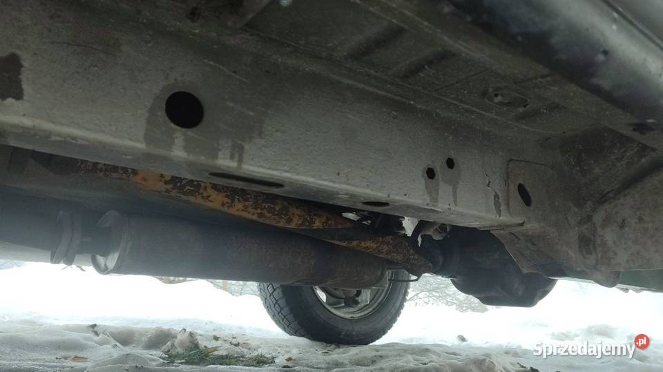 Jeep Liberty Kj Cherokee czarny