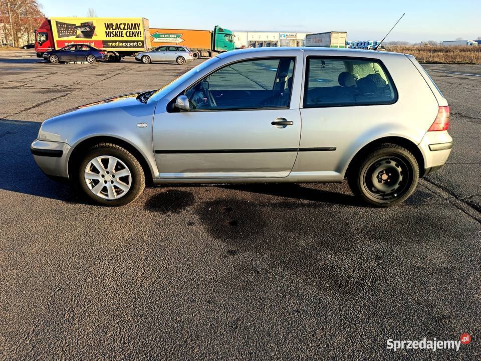 VW golf 4 16 2002 manualna Golf sprzedam