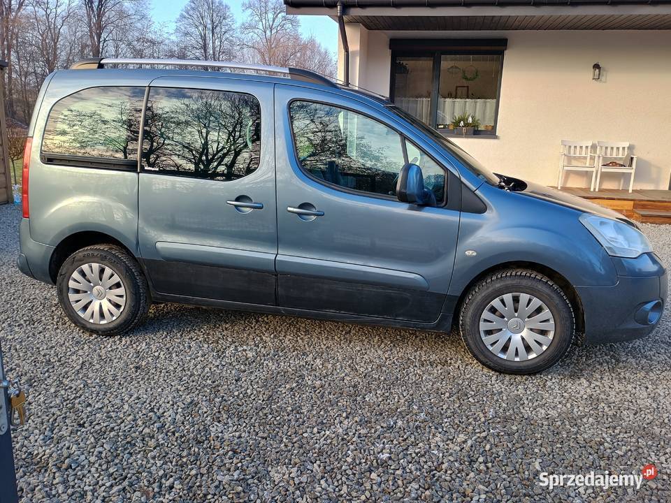 Citroen Berlingo 16 Hdi 2010r 90 koni z Rok produkcji 2010 Hajduki Nyskie sprzedam