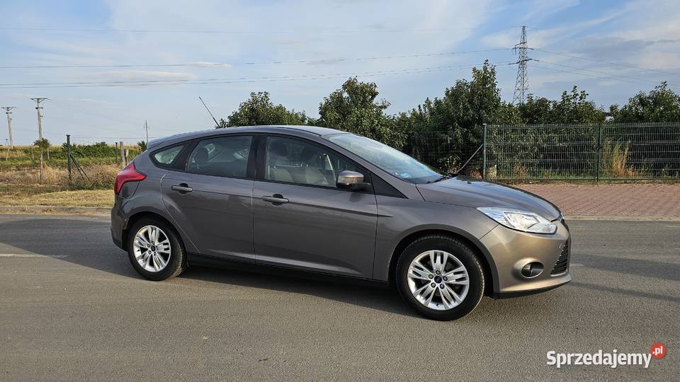 Ford Focus Mk3 16 Benzyna 105 Manual 2011
