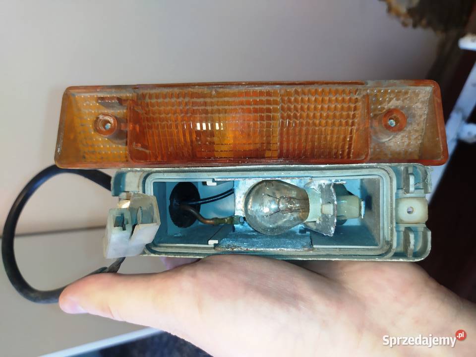 VW Passat B2 Typ 32B lampa kierunkowskaz światło osobowe Nowy Staw