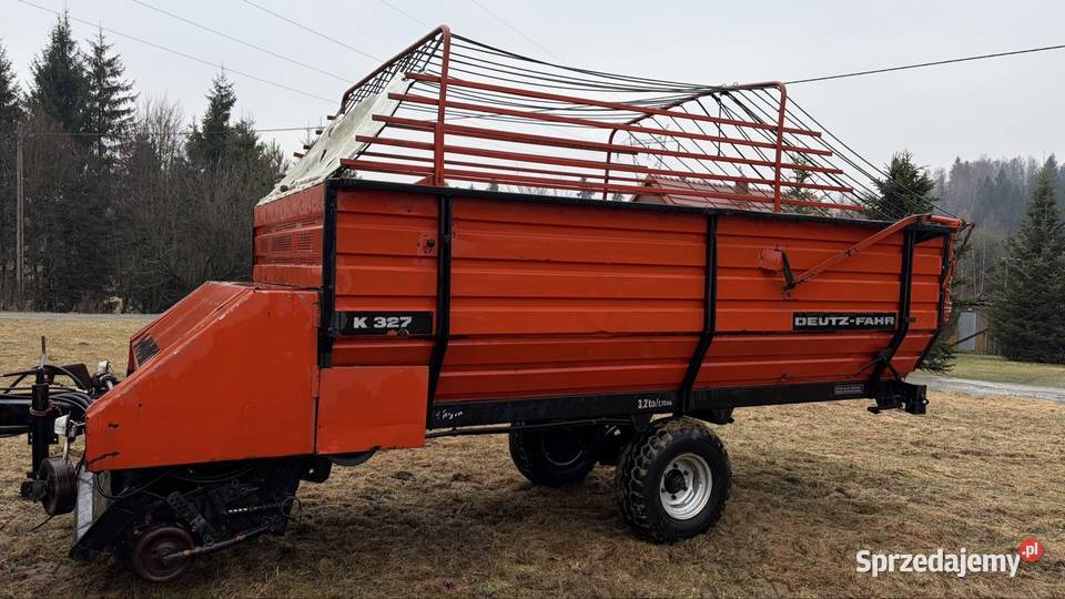 Deutz Fahr K327 Przyczepa do siana pneumatyka