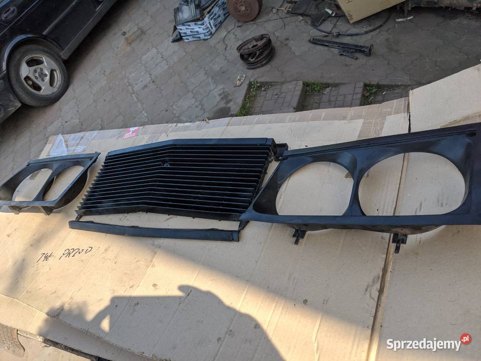 Fiat 125p Grill kratka listwa okulary listwy Motoryzacja Stalowa Wola sprzedam