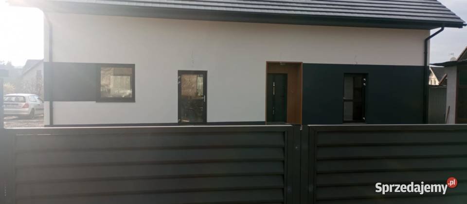 Przestronne lokal lokale do wynajęcia obok 34m2 Modlniczka sprzedam