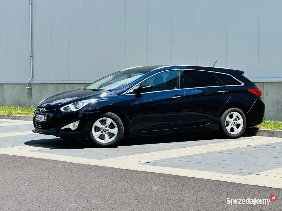 Hyundai i40 Hyundai i40 20 Benzyna 177 2012 5 granatowy śląskie Mikołów sprzedam