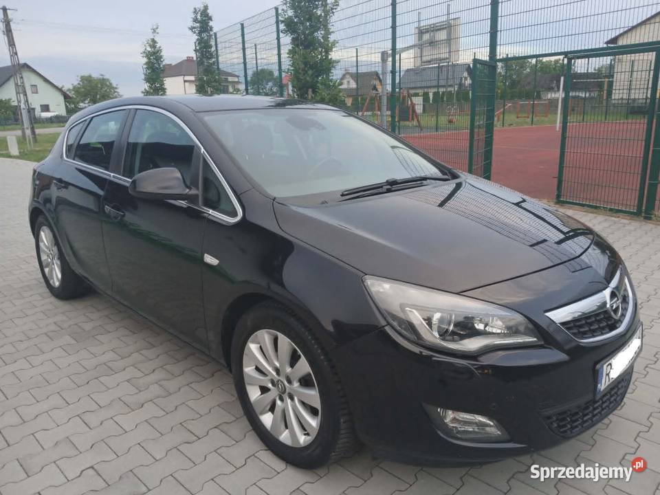 Opel Astra J COSMO 16 T 180 Grzane fotele Xenon Astra podkarpackie Przeworsk