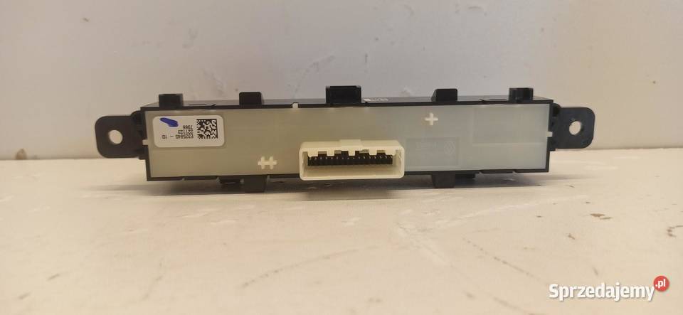 DACIA SANDERO STEPWAY III PANEL STEROWNIA osobowe Panele sterowania, przełączniki