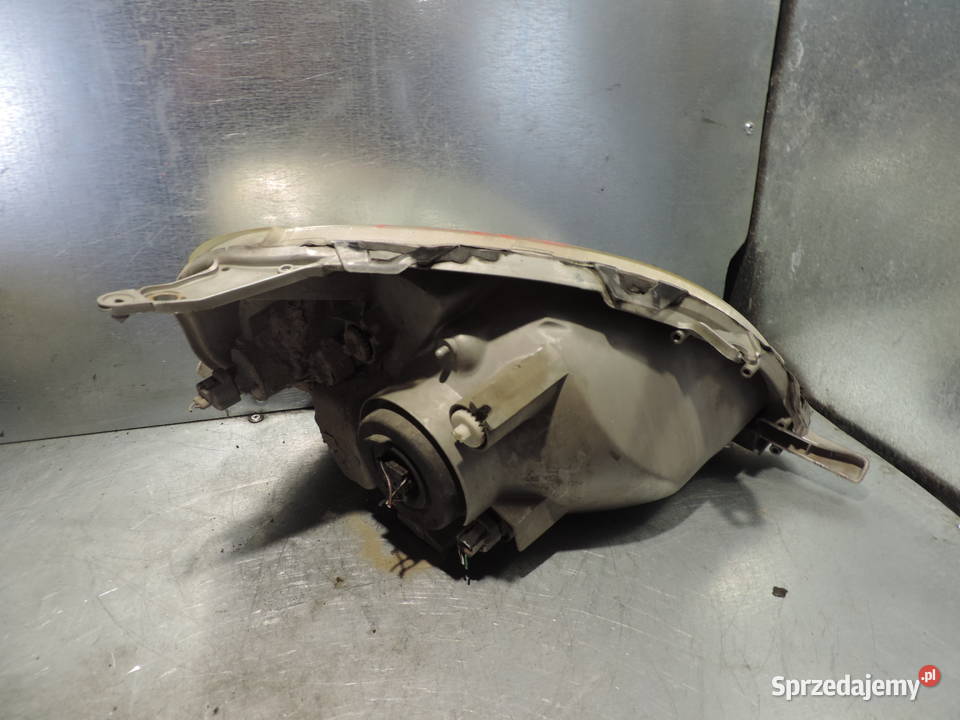 TOYOTA YARIS I 1 LAMPA LEWY PRZÓD PRZEDNIA Rok produkcji 2000 Lampy przednie Nowy Sącz