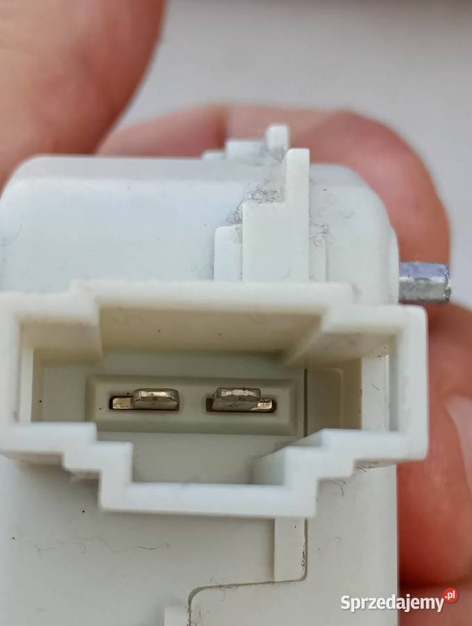 Siłownik klapki wlewu paliwa ezcvw 553 Pozostałe Wrocław