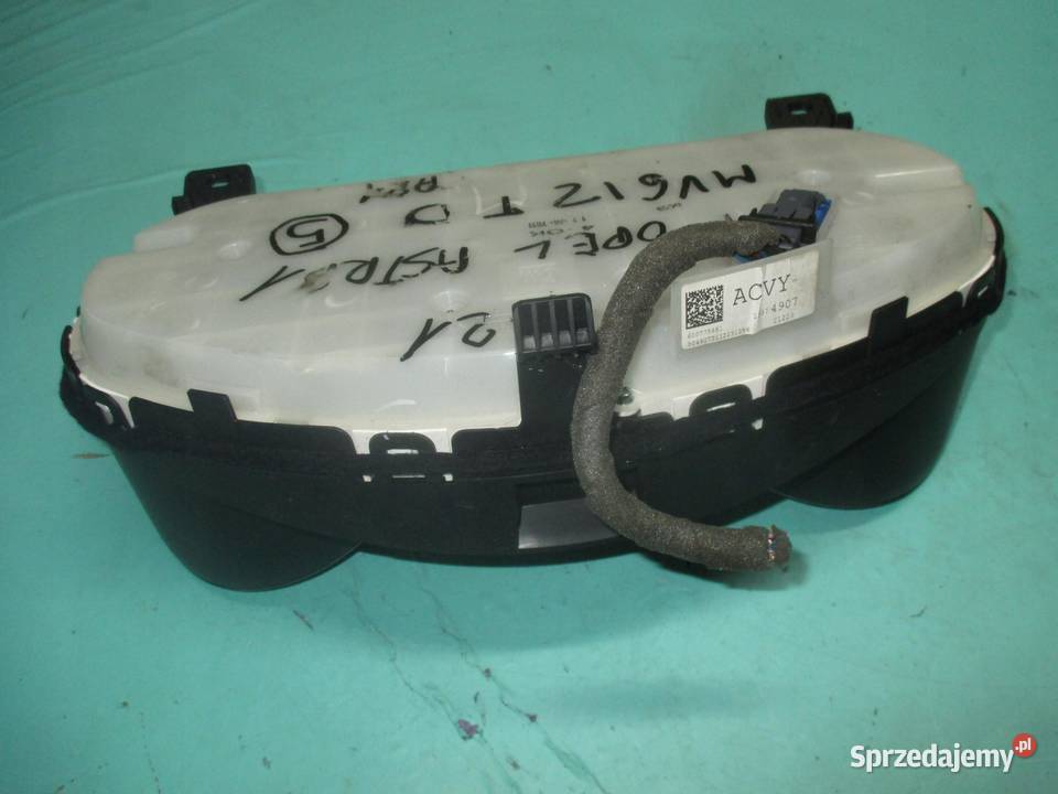 OPEL ASTRA J IV 16 VVT 11r licznik zegary ANGLIK