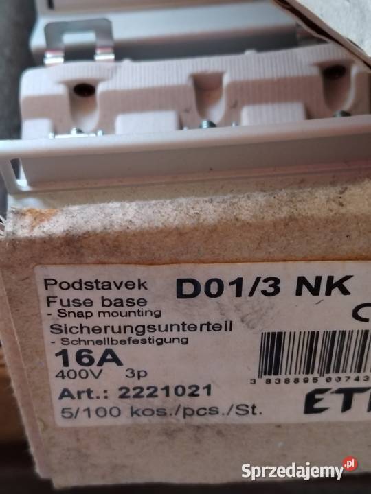 D01 E14 16A NK 3p podstawa bezp Poręba