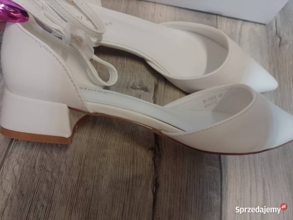 40 Ideal Shoes Białe baleriny wieczorowe z 26cm Kraków