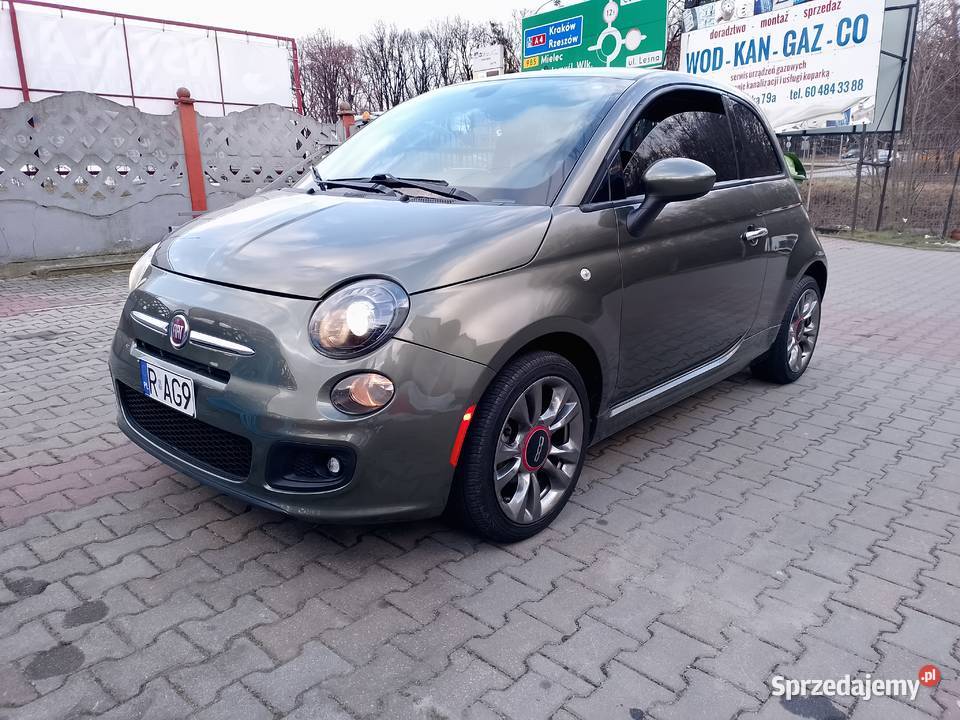 Sprzedam Fiata 500 2017 Stobierna