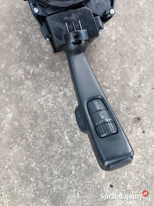 Zespolony przełącznik pająk Volvo C30