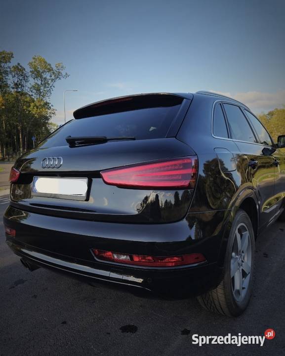 Audi Q3 20 220 automat tiptronic benzyna czarna Wrocław