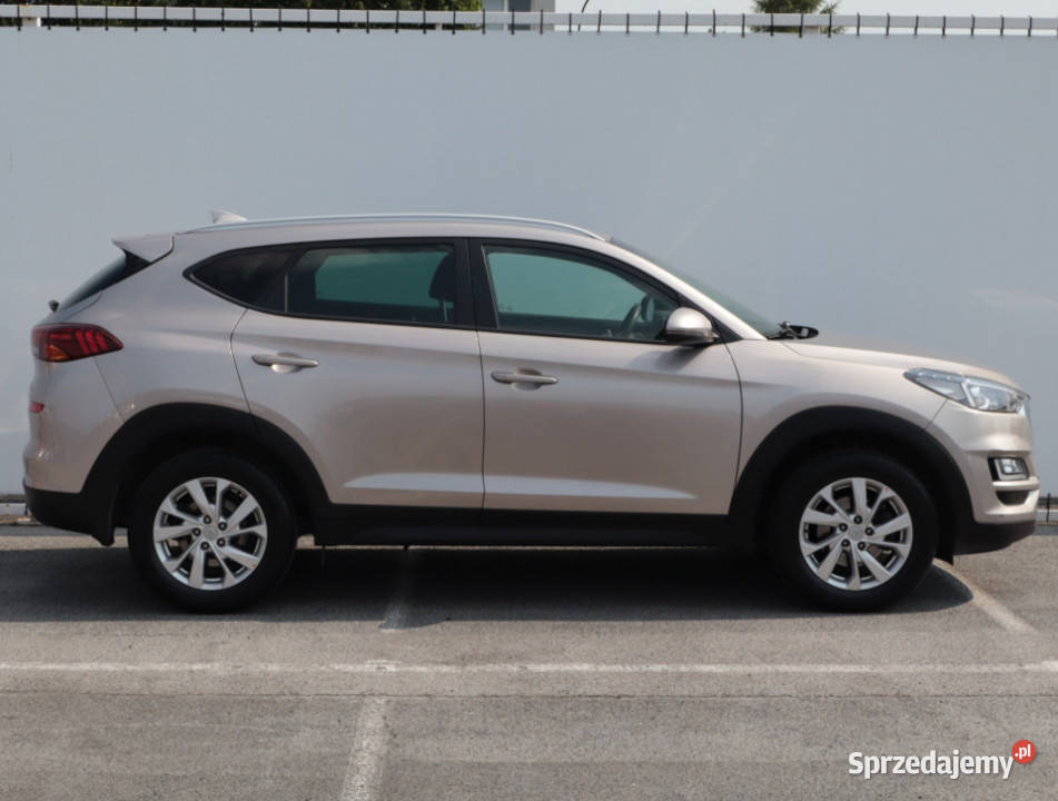 Hyundai Tucson 16 GDI złoty Lublin