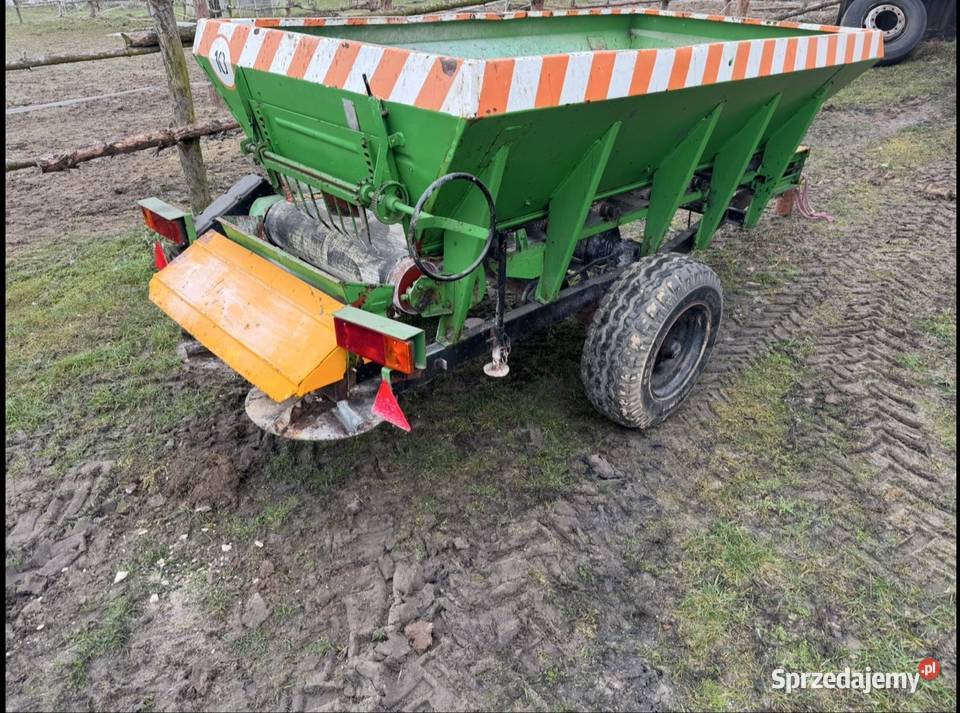 Rozsiewacz do wapna Piast RCW 3