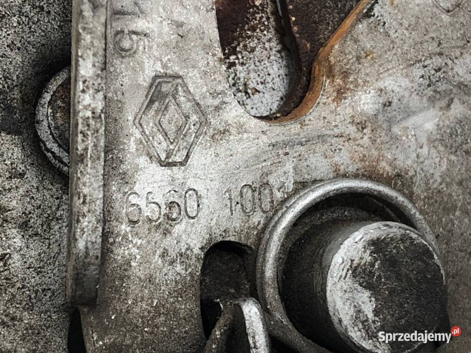 ZAMEK MASKI PRZÓD DACIA DUSTER SUV 1018