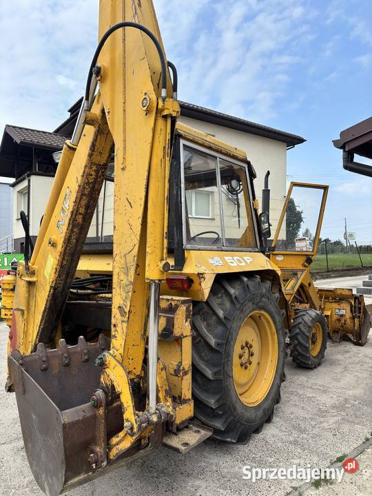 Koparkoładowarka MF 50 Mogielnica