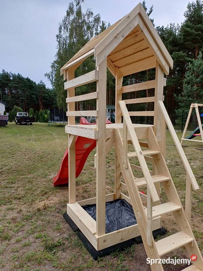 Plac zabaw NELA Domek Piaskownica Ślizg TABLICA