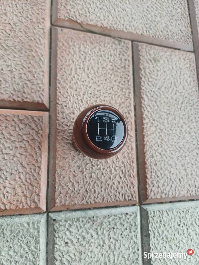 Drewniana gałka zmiany biegów Audi 80 Liskowate