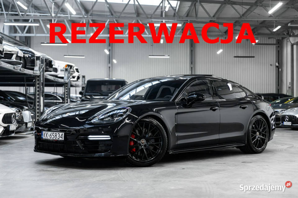 Porsche Panamera GTS lift SportDesign Skrętna oś czarny Węgrzce