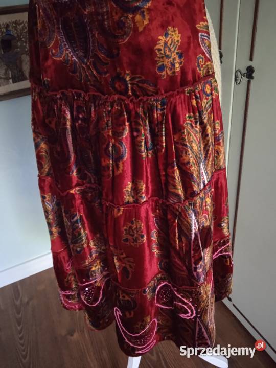 WELUROWA SPÓDNICA Z FALBANAMI TUFF r 38 Piła