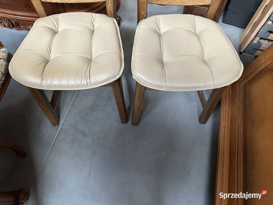 Masywne dębowe krzesła siedziska skóra Sławoszewek sprzedam