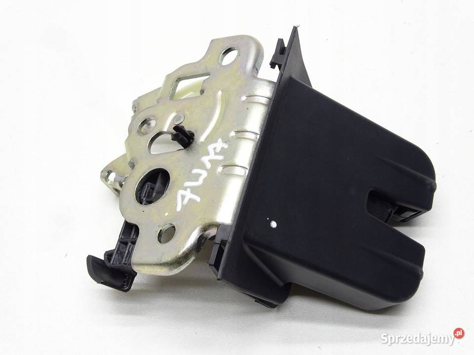 ZAMEK KLAPY BAGAŻNIKA TYŁ 5E0827505 SEAT TOLEDO