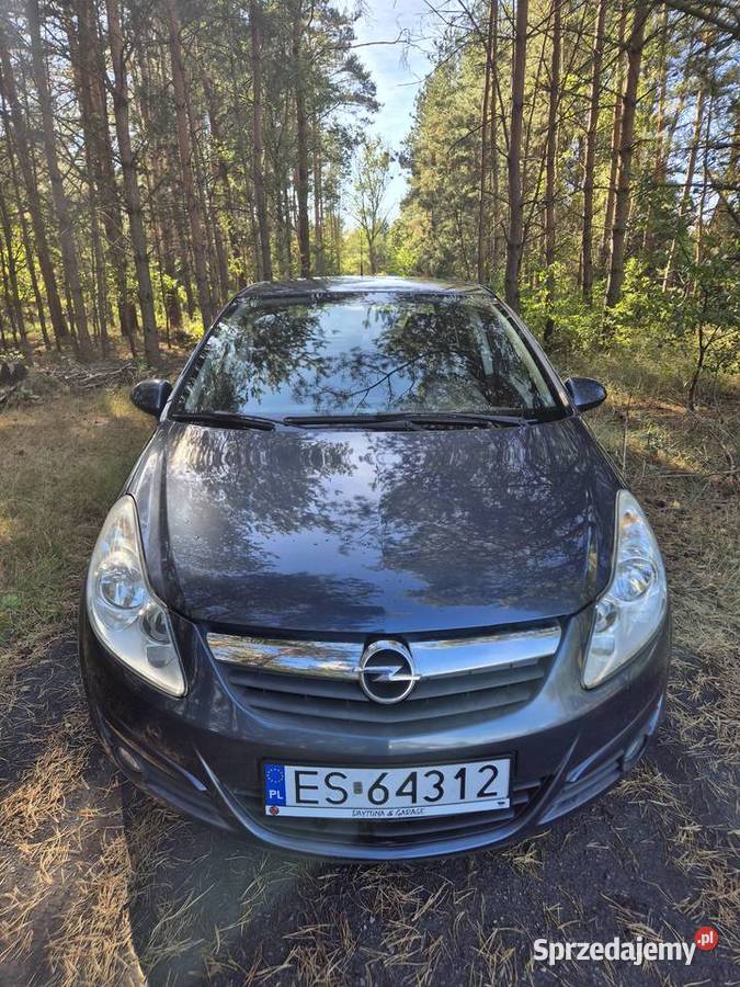 Opel Corsa 12 benzyna Fajny stan Nowy olej I łódzkie Skierniewice