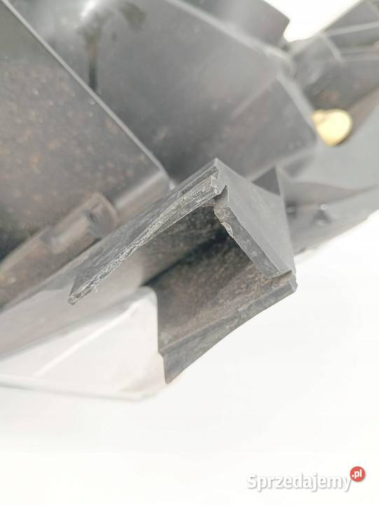 LAMPA PRZÓD PRAWA EUROPA 980858118000 Toyota