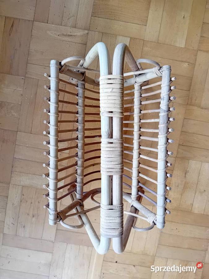 Gazetnik rattanowy Dębica