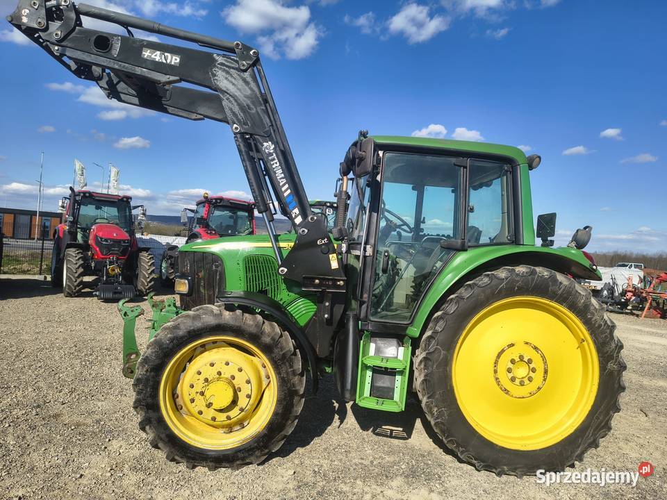 Ciągnik rolniczy John Deere 6320 108