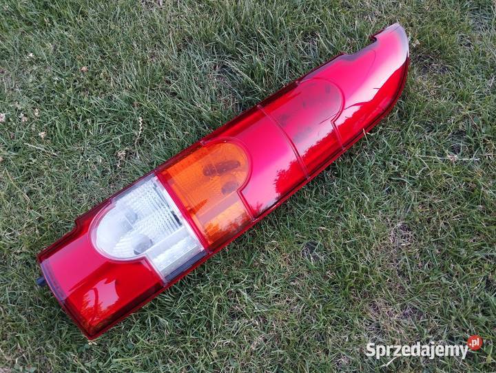Lampa Renault Kangoo II prawy tył Valeo prawe Kamieniec