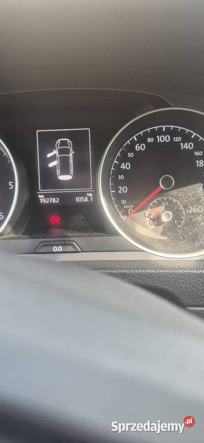 Sprzedam VW golf 7 nawigacja Sadurki