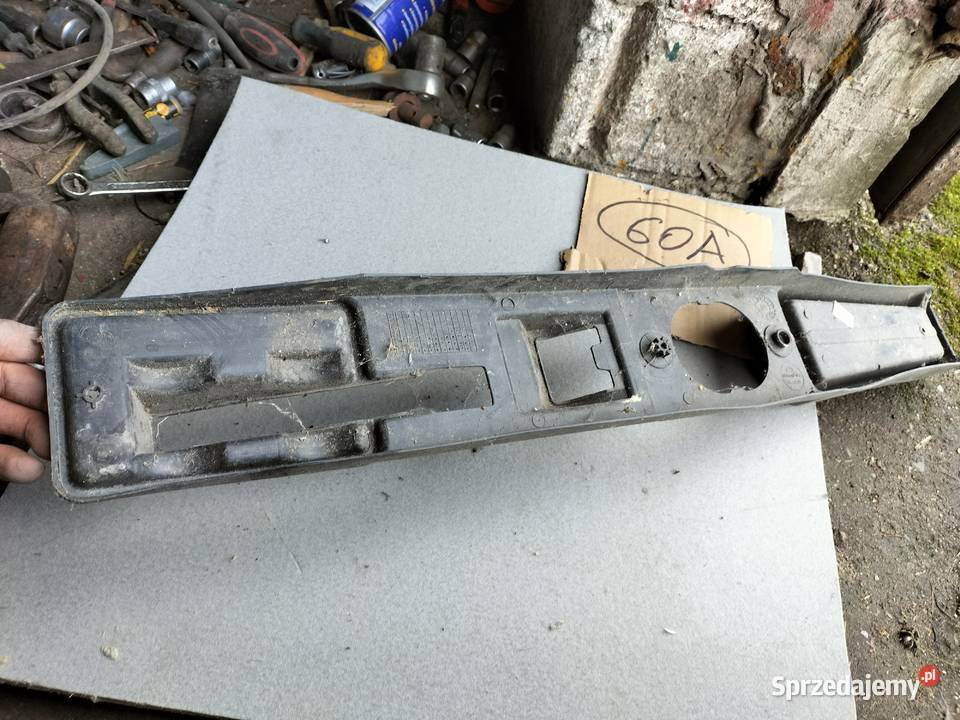 FIAT 126P 126 P ELEGANT MALUCH TUNEL ŚRODKOWY Kamień-Kolonia