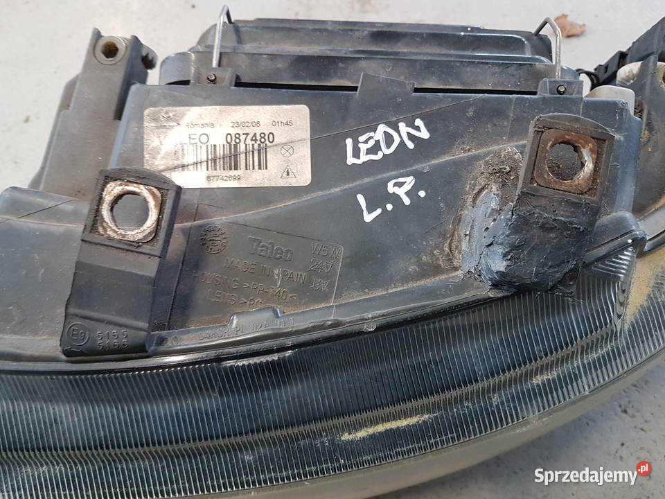 SEAT LEON I TOLEDO II REFLEKTOR LEWY LAMPA PRZOD Turek sprzedam