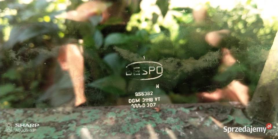 Fiat 126p szyba tylnia Bespo 2 szyby łódzkie Łódź