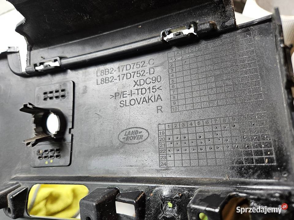 LAND ROVER DEFENDER NAROŻNIK ZDERZAKA LEWY TYŁ osobowe