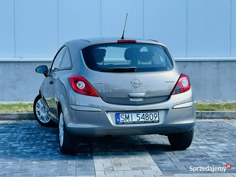 Opel Corsa Opel Corsa D 12 Benzyna 70 2010 86 gniazdo USB Mikołów
