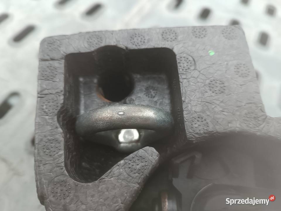 Opel Corsa D zestaw narzędzi lewarek podnośnik osobowe Częstochowa sprzedam
