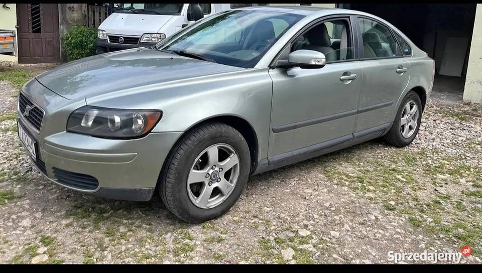 Volvo S40