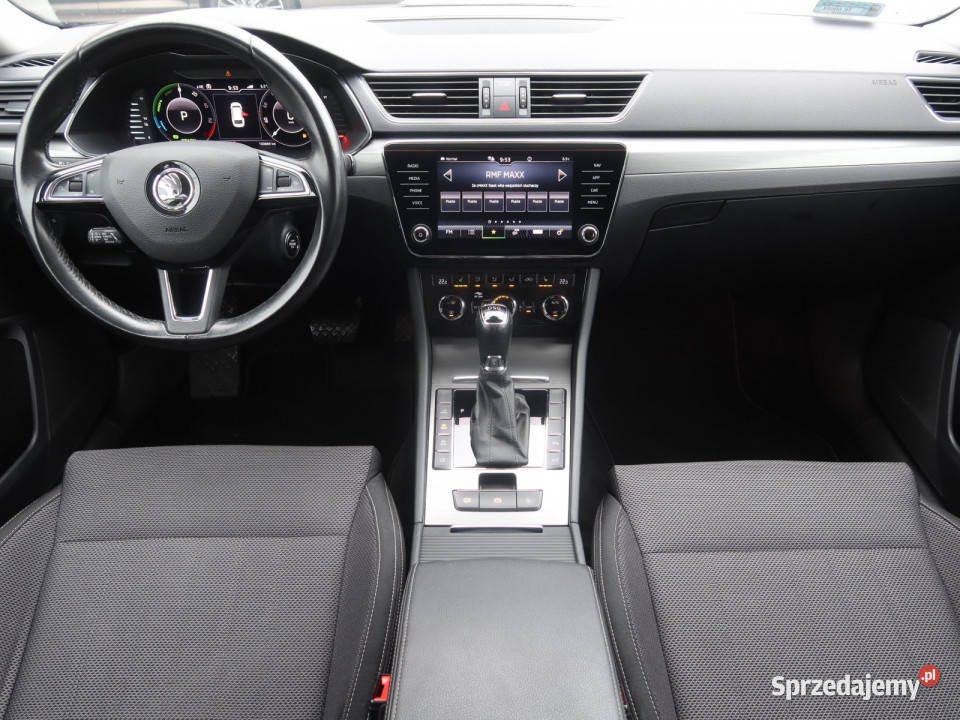 Skoda Superb iV 14 TSI PHEV radio Superb Katowice