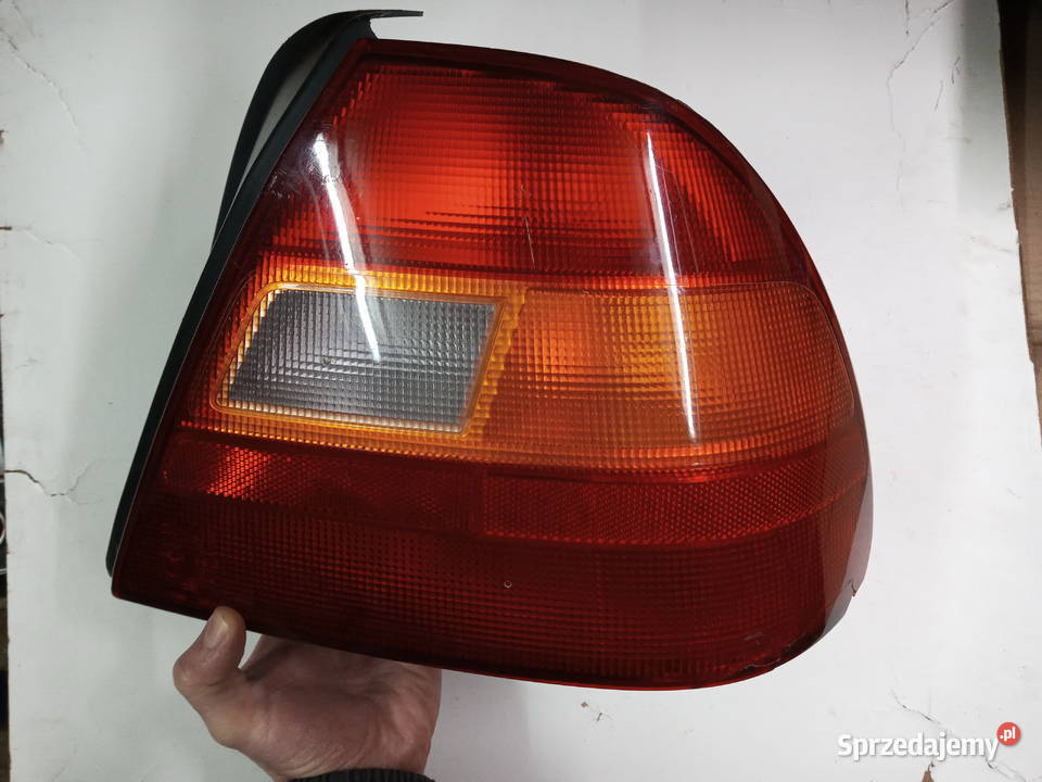 Honda Civic VI lampa tył tylna Prawe Biłgoraj